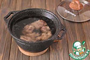 Лёгкий свекольник с кабачками