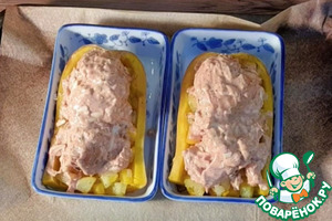 Лодочки из тыквы с овощами и птицей Лодочки из тыквы с овощами и птицей