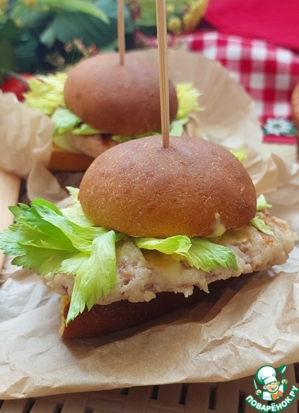 Манговый "Верзила" с котлетой из индейки Манговый "Верзила" с котлетой из индейки