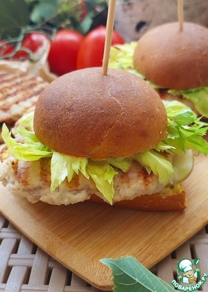 Манговый "Верзила" с котлетой из индейки Манговый "Верзила" с котлетой из индейки