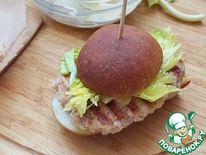 Манговый "Верзила" с котлетой из индейки Манговый "Верзила" с котлетой из индейки