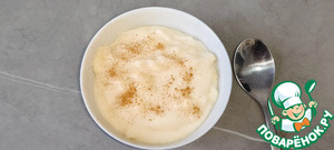 Манная каша с яблоком