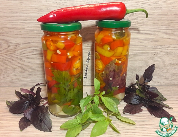 Маринованные чили в медовой заливке