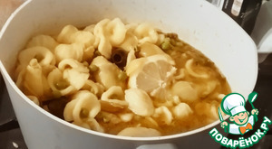 Марокканский тажин с артишоками, маслинами, горошком