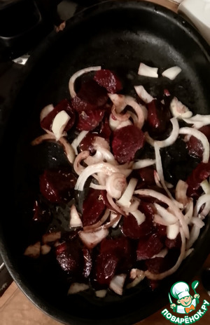 Медовая утка в соусе из груш