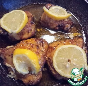 Медово-чесночные куриные бедра