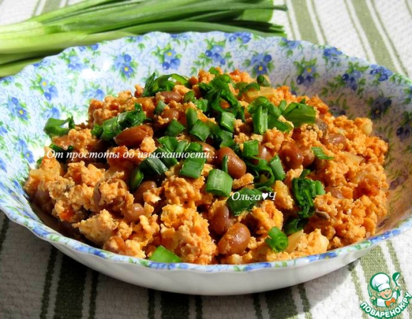 Менемен с фасолью и луком Менемен с фасолью и луком