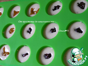 Миндальные птифуры с конфитюром