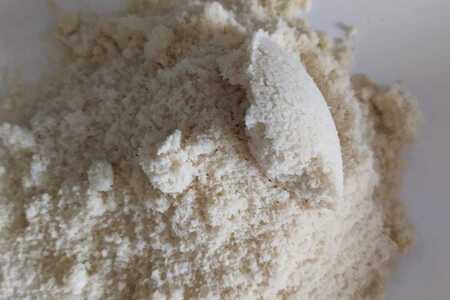 Миндальный кулич с изюмом Миндальный кулич с изюмом