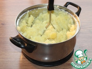 Минтай с зажаркой под соусом