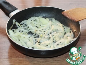 Минтай с зажаркой под соусом