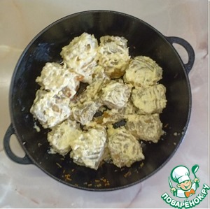 Минтай в чесночном соусе Минтай в чесночном соусе