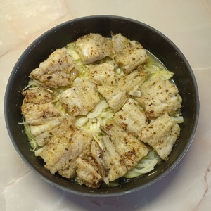 Минтай, запеченный в духовке Минтай, запеченный в духовке