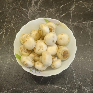 Мясо с помидорами и грибами Мясо с помидорами и грибами