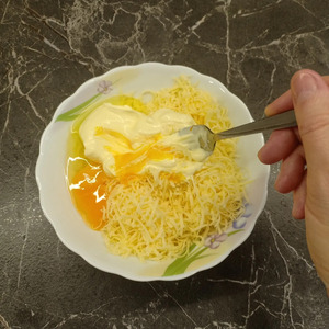 Мясо с помидорами и грибами Мясо с помидорами и грибами