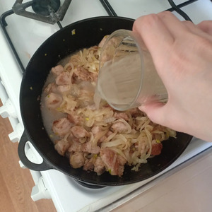 Мясо, тушеное со сметаной Мясо, тушеное со сметаной