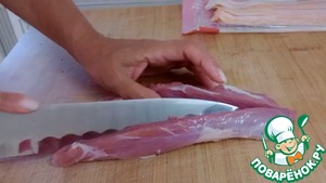 Мясо в беконе с сочной начинкой