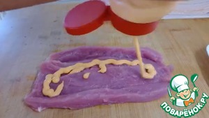 Мясо в беконе с сочной начинкой