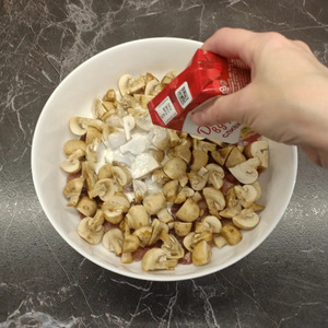 Мясо в сливках в духовке