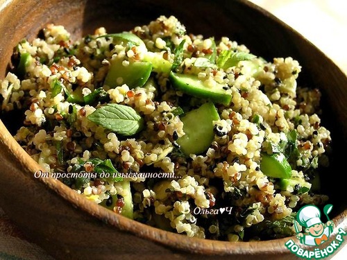Мятный салат из киноа с зеленью