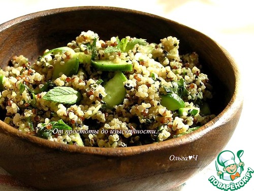 Мятный салат из киноа с зеленью