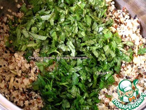 Мятный салат из киноа с зеленью