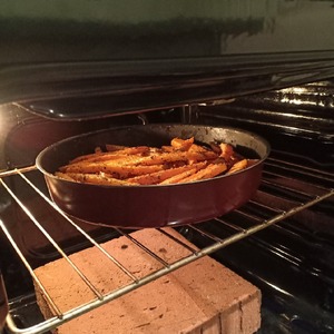 Морковь, запеченная с травами