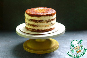 Морковный торт с вишней и карамелью