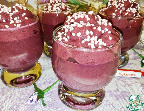 Мусс из яблок и черноплодки