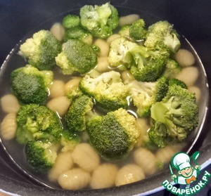 Ньокки с брокколи и голубым сыром Ньокки с брокколи и голубым сыром