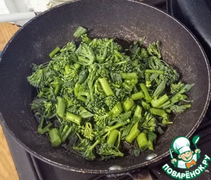 Обуглившиеся ньокки, брокколи и горгонзола