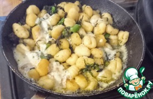 Обуглившиеся ньокки, брокколи и горгонзола