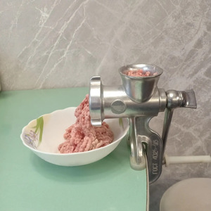 Очень простые котлеты в духовке Очень простые котлеты в духовке