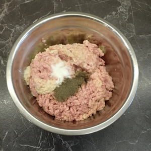 Очень простые котлеты в духовке Очень простые котлеты в духовке