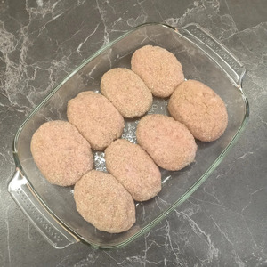 Очень простые котлеты в духовке Очень простые котлеты в духовке