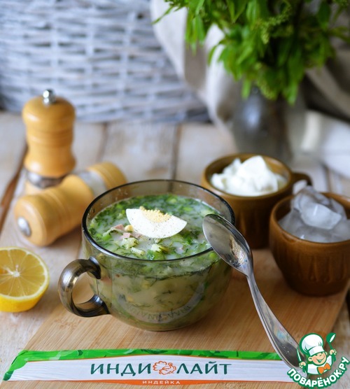 Окрошка с редькой и минеральной водой