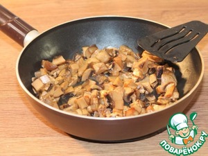 Округлые котлетки с грибной начинкой Округлые котлетки с грибной начинкой