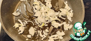 Омлет с лисичками и сыром