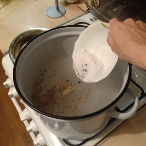 Опята, маринованные без гвоздики