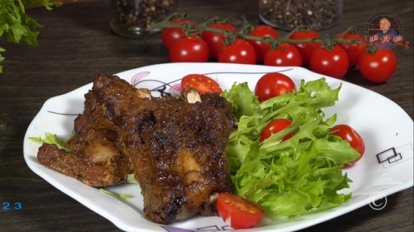 Отличительный вкусовой опыт: свиные рёбрышки, зачаровывающе запечённые под ароматным маринадом Отличительный вкусовой опыт: свиные рёбрышки, зачаровывающе запечённые под ароматным маринадом