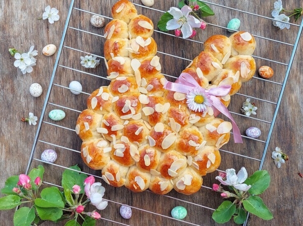 Отрывной пирог "пасхальный кролик" Отрывной пирог "пасхальный кролик"