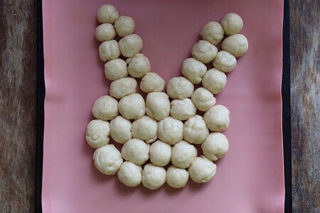 Отрывной пирог "пасхальный кролик" Отрывной пирог "пасхальный кролик"