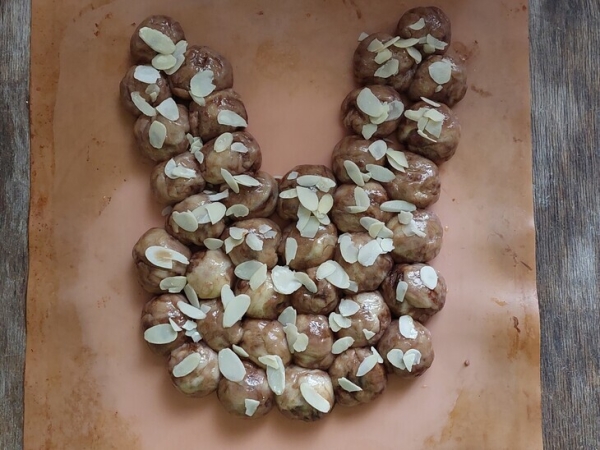 Отрывной пирог "пасхальный кролик" Отрывной пирог "пасхальный кролик"