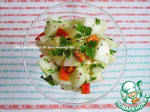 Овощной салат с дыней