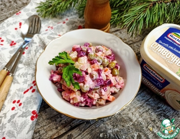 Овощной салат с сырно-чесночной заправкой