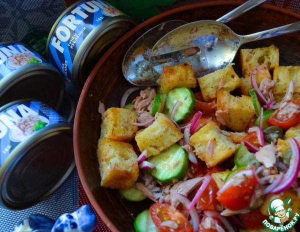 Панцанелла с тунцом и каперсами Панцанелла с тунцом и каперсами