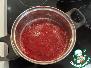 Паштет из индюшиной печени с брусничным желе