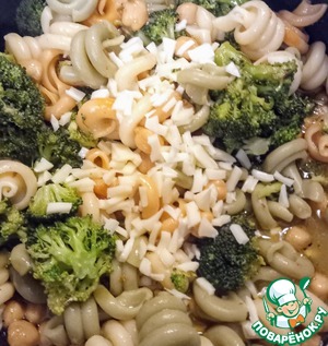 Паста с брокколи и мисо Паста с брокколи и мисо