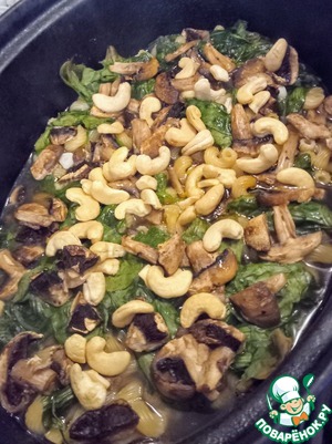 Паста с грибами, шпинатом и кешью Паста с грибами, шпинатом и кешью