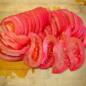 Паста с курицей под чесночно-томатным соусом Паста с курицей под чесночно-томатным соусом